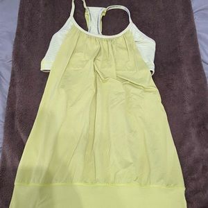 Lululemon flowy workout top